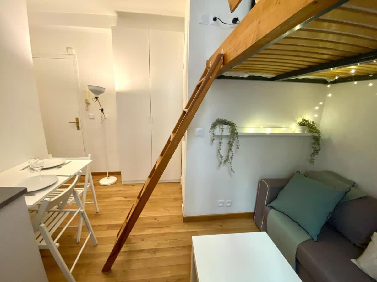 New 126 Lumiere - Cosy Center Apartment